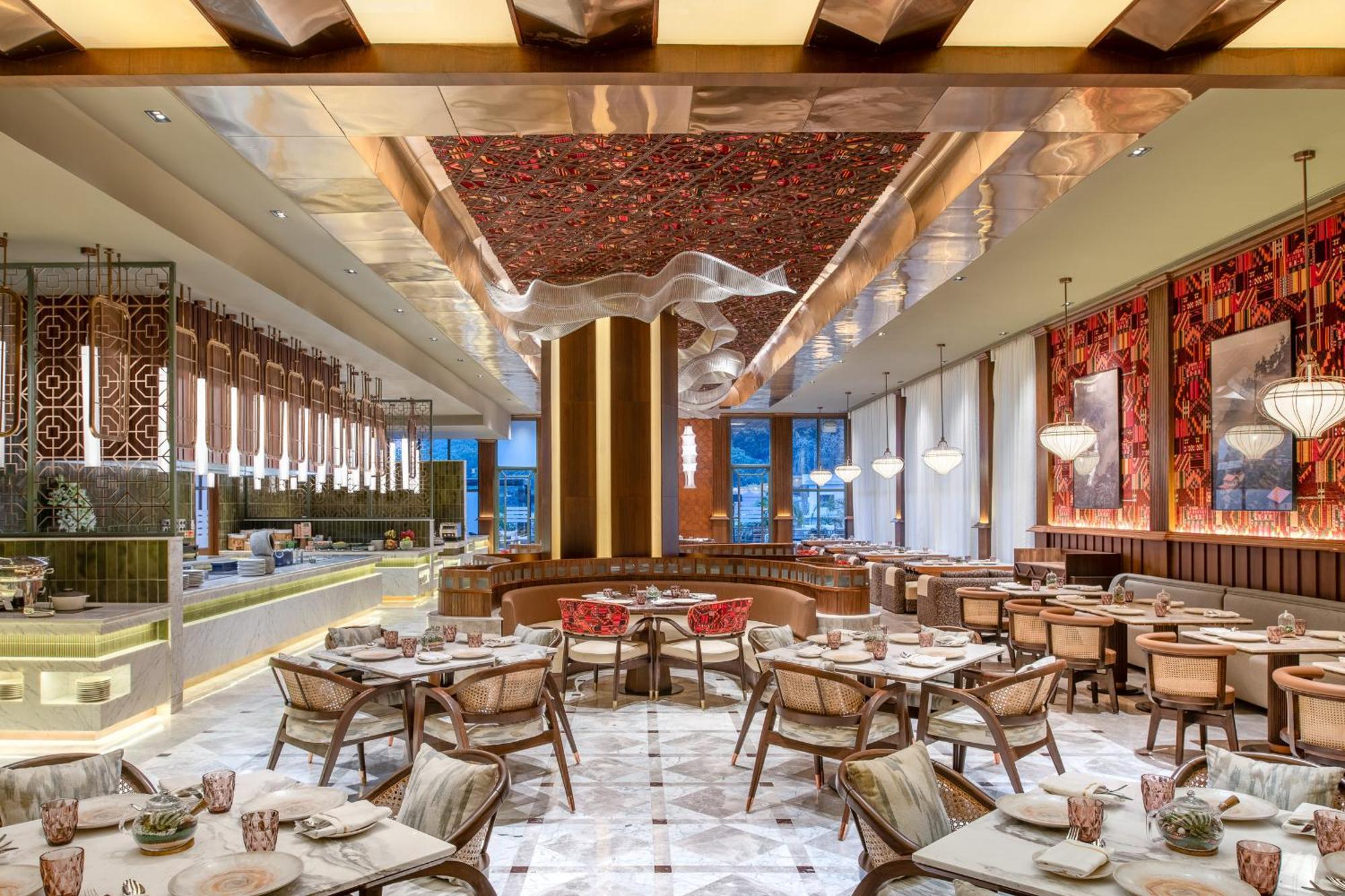 Taj Mussoorie Foothills, Dehradun Hotel Exterior photo